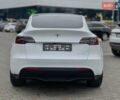 Білий Тесла Model Y, об'ємом двигуна 0 л та пробігом 27 тис. км за 28500 $, фото 6 на Automoto.ua