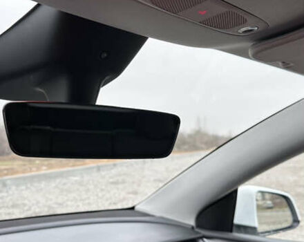 Білий Тесла Model Y, об'ємом двигуна 0 л та пробігом 76 тис. км за 29000 $, фото 26 на Automoto.ua