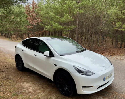 Белый Тесла Model Y, объемом двигателя 0 л и пробегом 57 тыс. км за 32700 $, фото 7 на Automoto.ua