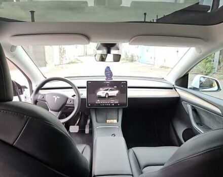 Белый Тесла Model Y, объемом двигателя 0 л и пробегом 9 тыс. км за 28400 $, фото 15 на Automoto.ua