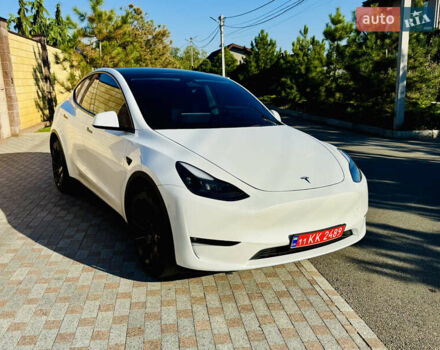 Белый Тесла Model Y, объемом двигателя 0 л и пробегом 57 тыс. км за 26500 $, фото 6 на Automoto.ua