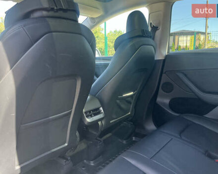 Білий Тесла Model Y, об'ємом двигуна 0 л та пробігом 34 тис. км за 36000 $, фото 17 на Automoto.ua
