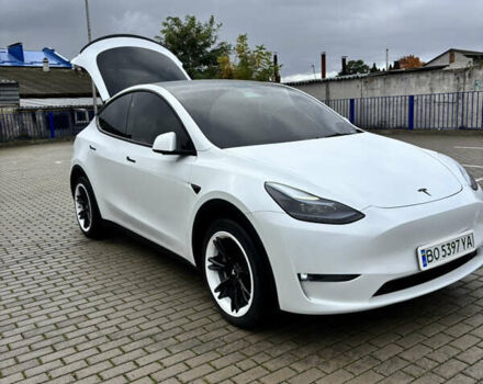 Білий Тесла Model Y, об'ємом двигуна 0 л та пробігом 45 тис. км за 27500 $, фото 13 на Automoto.ua