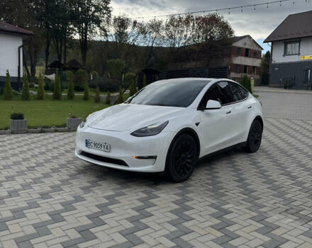 Тесла Model Y 2023 в Львове на Automoto.ua Белый Тесла Model Y, объемом двигателя 0 л и пробегом 27 тыс. км за 31500 $, фото 2 на Automoto.ua