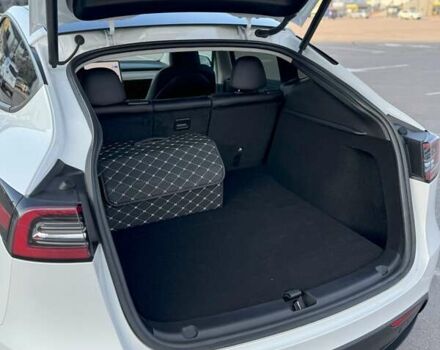 Белый Тесла Model Y, объемом двигателя 0 л и пробегом 35 тыс. км за 27500 $, фото 24 на Automoto.ua