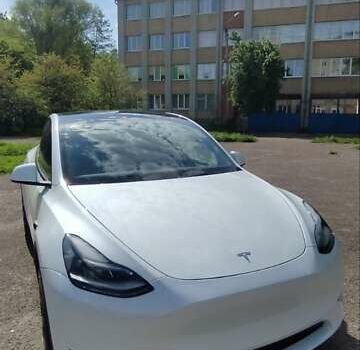 Белый Тесла Model Y, объемом двигателя 0 л и пробегом 1 тыс. км за 38000 $, фото 34 на Automoto.ua