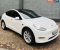 Белый Тесла Model Y, объемом двигателя 0 л и пробегом 34 тыс. км за 31400 $, фото 1 на Automoto.ua