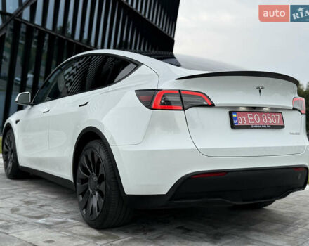 Белый Тесла Model Y, объемом двигателя 0 л и пробегом 45 тыс. км за 35500 $, фото 21 на Automoto.ua