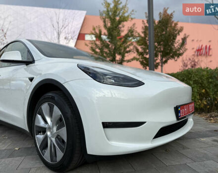 Белый Тесла Model Y, объемом двигателя 0 л и пробегом 25 тыс. км за 32500 $, фото 8 на Automoto.ua