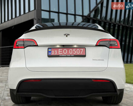 Белый Тесла Model Y, объемом двигателя 0 л и пробегом 45 тыс. км за 35500 $, фото 26 на Automoto.ua