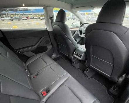 Белый Тесла Model Y, объемом двигателя 0 л и пробегом 39 тыс. км за 36900 $, фото 11 на Automoto.ua