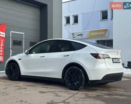 Білий Тесла Model Y, об'ємом двигуна 0 л та пробігом 36 тис. км за 30999 $, фото 6 на Automoto.ua