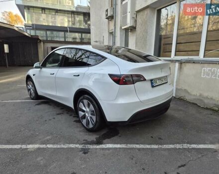 Білий Тесла Model Y, об'ємом двигуна 0 л та пробігом 67 тис. км за 25500 $, фото 10 на Automoto.ua