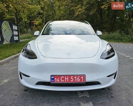 Тесла Model Y 2023 в Тернополе на Automoto.ua Белый Тесла Model Y, объемом двигателя 0 л и пробегом 36 тыс. км за 28000 $, фото 7 на Automoto.ua