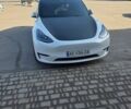Белый Тесла Model Y, объемом двигателя 0 л и пробегом 55 тыс. км за 28000 $, фото 1 на Automoto.ua