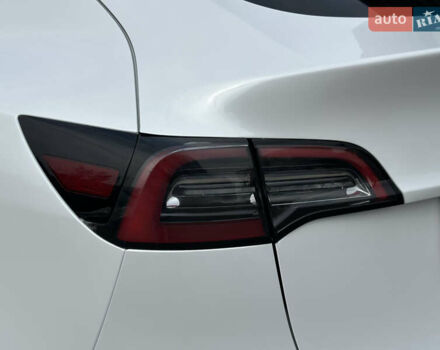 Білий Тесла Model Y, об'ємом двигуна 0 л та пробігом 47 тис. км за 26500 $, фото 14 на Automoto.ua