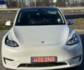 Белый Тесла Model Y, объемом двигателя 0 л и пробегом 70 тыс. км за 26900 $, фото 1 на Automoto.ua