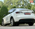 Белый Тесла Model Y, объемом двигателя 0 л и пробегом 72 тыс. км за 24750 $, фото 15 на Automoto.ua