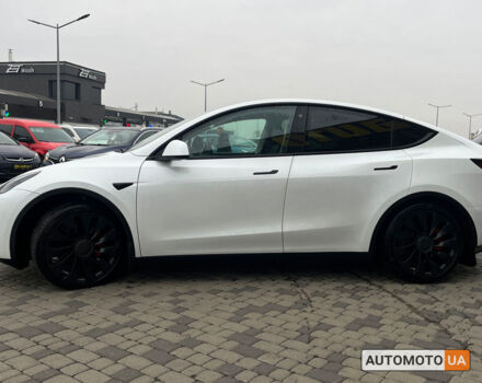 Білий Тесла Model Y, об'ємом двигуна 82 л та пробігом 33 тис. км за 35000 $, фото 3 на Automoto.ua