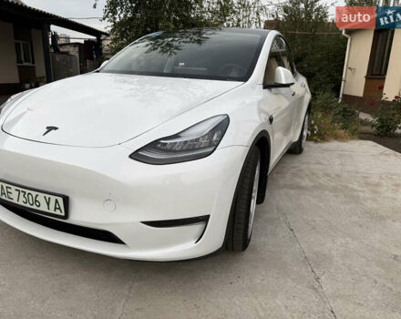 Белый Тесла Model Y, объемом двигателя 0 л и пробегом 26 тыс. км за 29500 $, фото 5 на Automoto.ua