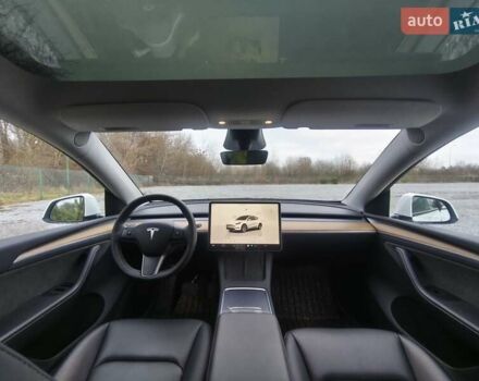 Белый Тесла Model Y, объемом двигателя 0 л и пробегом 39 тыс. км за 26800 $, фото 18 на Automoto.ua