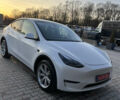 Белый Тесла Model Y, объемом двигателя 0 л и пробегом 45 тыс. км за 26999 $, фото 2 на Automoto.ua