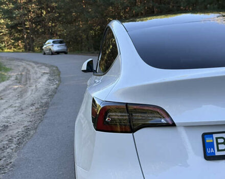 Білий Тесла Model Y, об'ємом двигуна 0 л та пробігом 30 тис. км за 32555 $, фото 7 на Automoto.ua