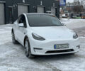 Білий Тесла Model Y, об'ємом двигуна 0 л та пробігом 60 тис. км за 27500 $, фото 1 на Automoto.ua