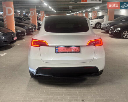 Белый Тесла Model Y, объемом двигателя 0 л и пробегом 87 тыс. км за 28999 $, фото 9 на Automoto.ua