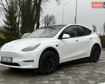 Белый Тесла Model Y, объемом двигателя 0 л и пробегом 53 тыс. км за 28800 $, фото 11 на Automoto.ua