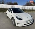 Белый Тесла Model Y, объемом двигателя 0 л и пробегом 21 тыс. км за 30000 $, фото 1 на Automoto.ua