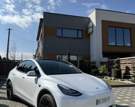Белый Тесла Model Y, объемом двигателя 0 л и пробегом 32 тыс. км за 28200 $, фото 18 на Automoto.ua