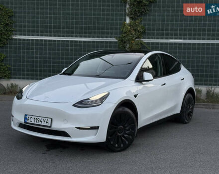 Белый Тесла Model Y, объемом двигателя 0 л и пробегом 18 тыс. км за 29600 $, фото 1 на Automoto.ua
