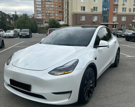 Белый Тесла Model Y, объемом двигателя 0 л и пробегом 31 тыс. км за 36500 $, фото 2 на Automoto.ua