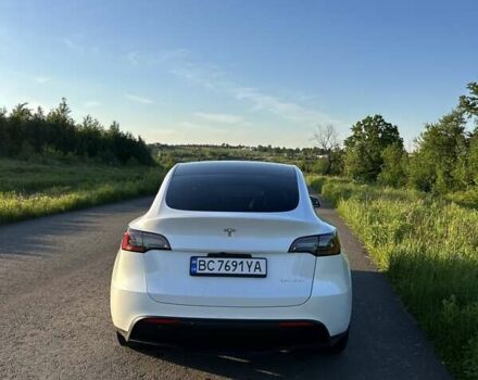 Белый Тесла Model Y, объемом двигателя 0 л и пробегом 1 тыс. км за 33500 $, фото 3 на Automoto.ua