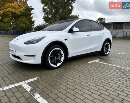 Білий Тесла Model Y, об'ємом двигуна 0 л та пробігом 45 тис. км за 27500 $, фото 5 на Automoto.ua
