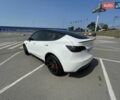 Білий Тесла Model Y, об'ємом двигуна 0 л та пробігом 75 тис. км за 33500 $, фото 33 на Automoto.ua
