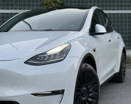 Белый Тесла Model Y, объемом двигателя 0 л и пробегом 18 тыс. км за 29600 $, фото 5 на Automoto.ua