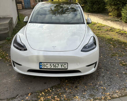 Білий Тесла Model Y, об'ємом двигуна 0 л та пробігом 31 тис. км за 24400 $, фото 2 на Automoto.ua