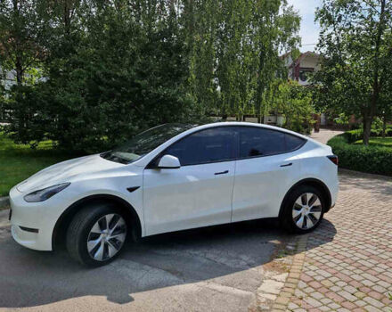 Тесла Model Y 2023 в Ровно на Automoto.ua Белый Тесла Model Y, объемом двигателя 0 л и пробегом 3 тыс. км за 32000 $, фото 16 на Automoto.ua