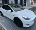 Белый Тесла Model Y, объемом двигателя 0 л и пробегом 25 тыс. км за 28900 $, фото 2 на Automoto.ua