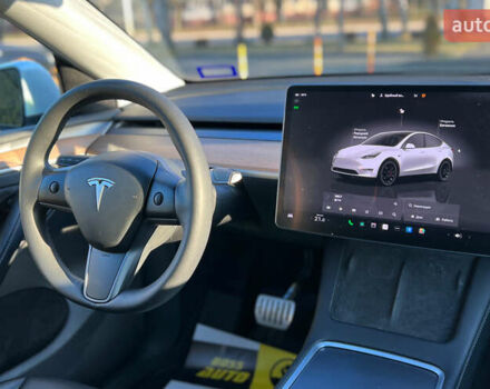 Білий Тесла Model Y, об'ємом двигуна 0 л та пробігом 73 тис. км за 27750 $, фото 18 на Automoto.ua