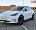 Белый Тесла Model Y, объемом двигателя 0 л и пробегом 28 тыс. км за 28400 $, фото 1 на Automoto.ua