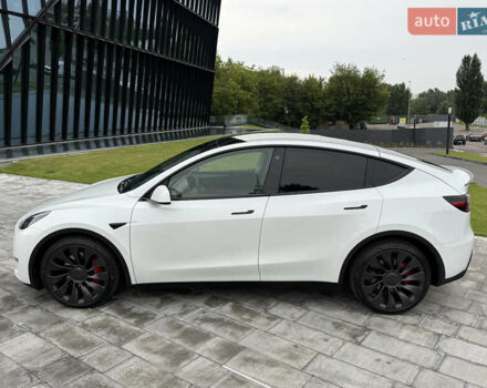 Белый Тесла Model Y, объемом двигателя 0 л и пробегом 45 тыс. км за 35500 $, фото 19 на Automoto.ua
