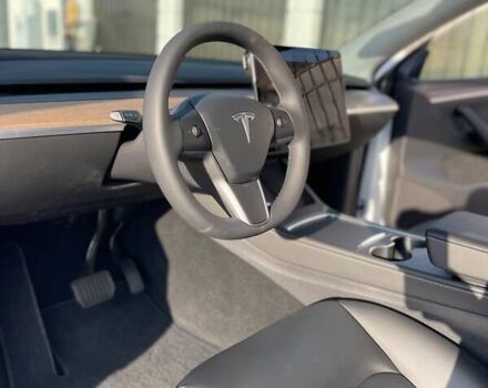 Белый Тесла Model Y, объемом двигателя 0 л и пробегом 26 тыс. км за 28700 $, фото 13 на Automoto.ua