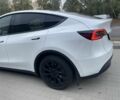Білий Тесла Model Y, об'ємом двигуна 0 л та пробігом 64 тис. км за 28500 $, фото 3 на Automoto.ua