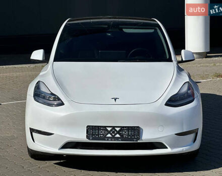 Білий Тесла Model Y, об'ємом двигуна 0 л та пробігом 53 тис. км за 25900 $, фото 2 на Automoto.ua