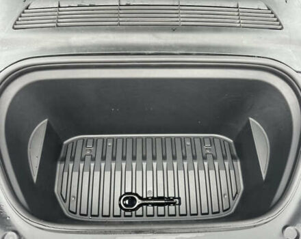 Білий Тесла Model Y, об'ємом двигуна 0 л та пробігом 76 тис. км за 29000 $, фото 23 на Automoto.ua