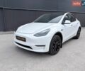 Білий Тесла Model Y, об'ємом двигуна 0 л та пробігом 70 тис. км за 26500 $, фото 1 на Automoto.ua