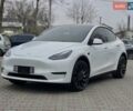 Білий Тесла Model Y, об'ємом двигуна 0 л та пробігом 27 тис. км за 28500 $, фото 1 на Automoto.ua